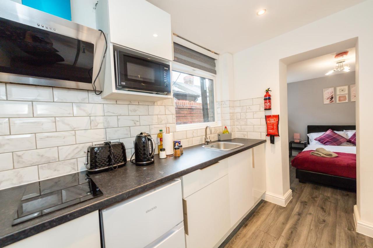 Five Seasons Liverpool City - Modern Studios Near Anfield Dış mekan fotoğraf